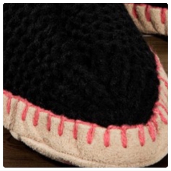 *Stocking Stuffer* Ruggine Knit Slipper Bootie - Picture 3 of 3